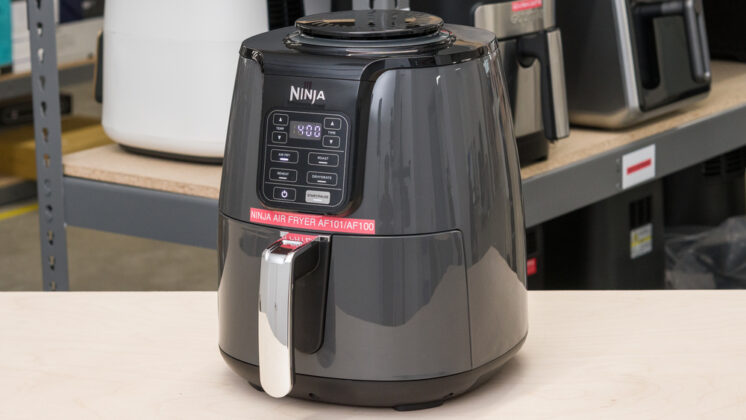 Ninja Air Fryer AF101